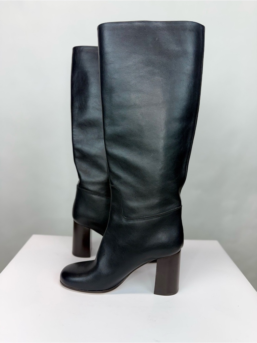 Ferragamo Ovidio 85 Knee-High Boot Black Leather Sz 7.5 - Picture 8 of 16